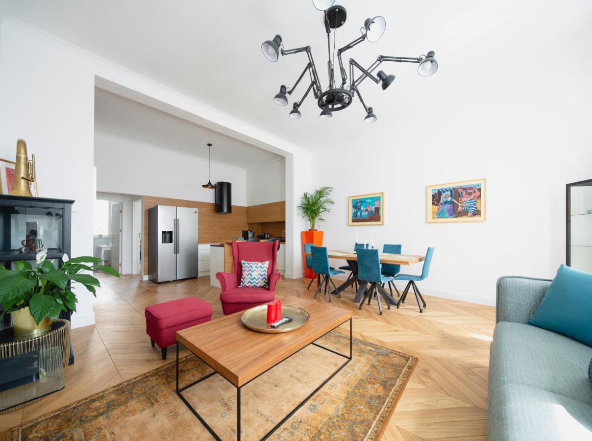 Tcf Home - Big Apartment With Free Garage Krasków Εξωτερικό φωτογραφία